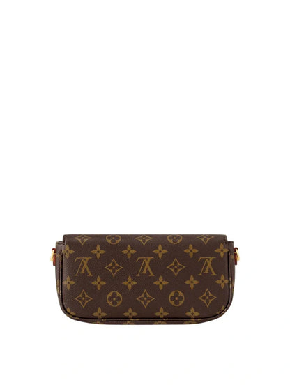WALLET ON CHAIN IVY CLUTCH BAG