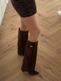 BROWN SUEDE